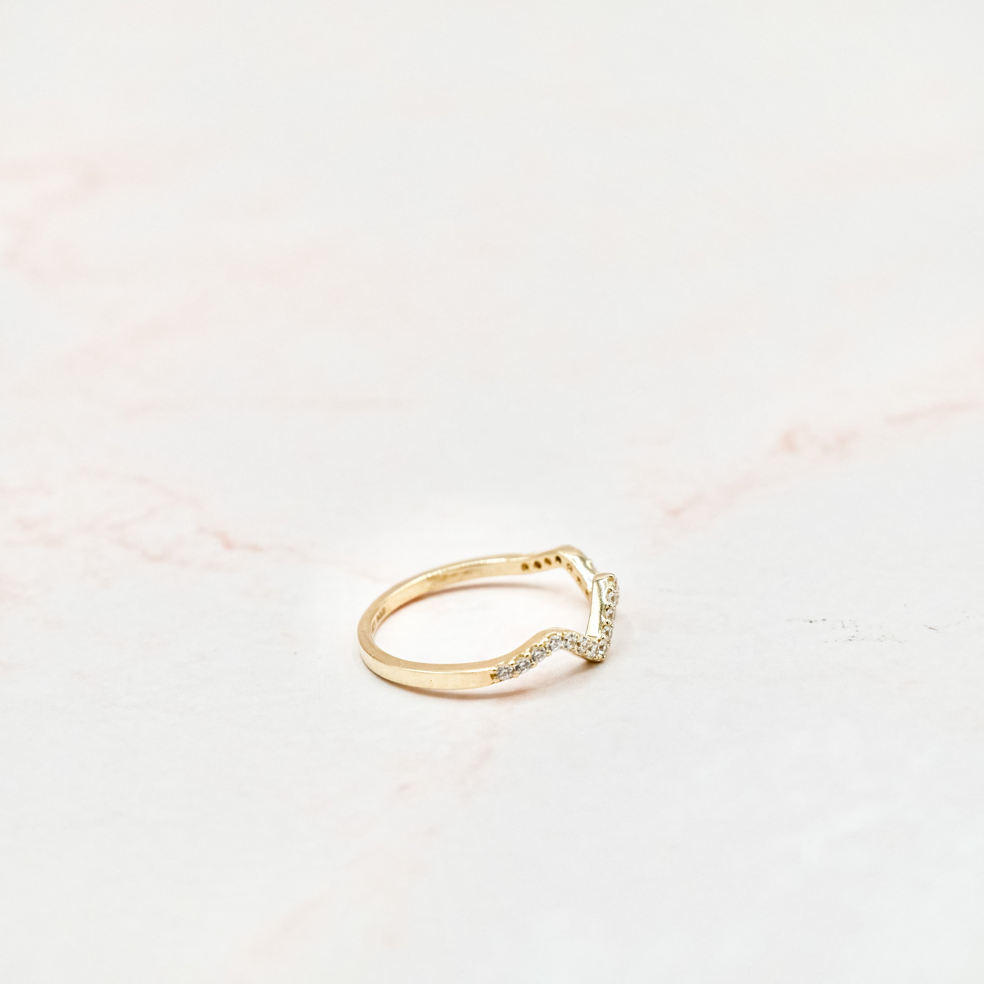 Stackable Wavy Ring